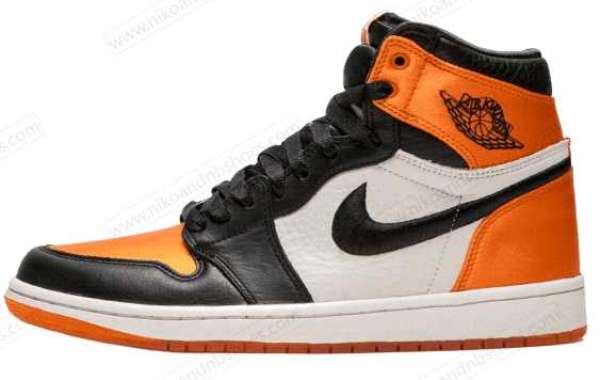My God, this pair of shoes “Air Jordan 1 WMNS Satin Shattered Backboard” is selling crazy