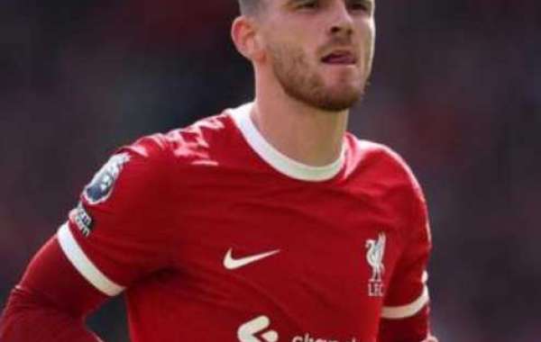 Andy Robertson sends three-word message to Kieran Tierney as Arsenal star completes summer transfer